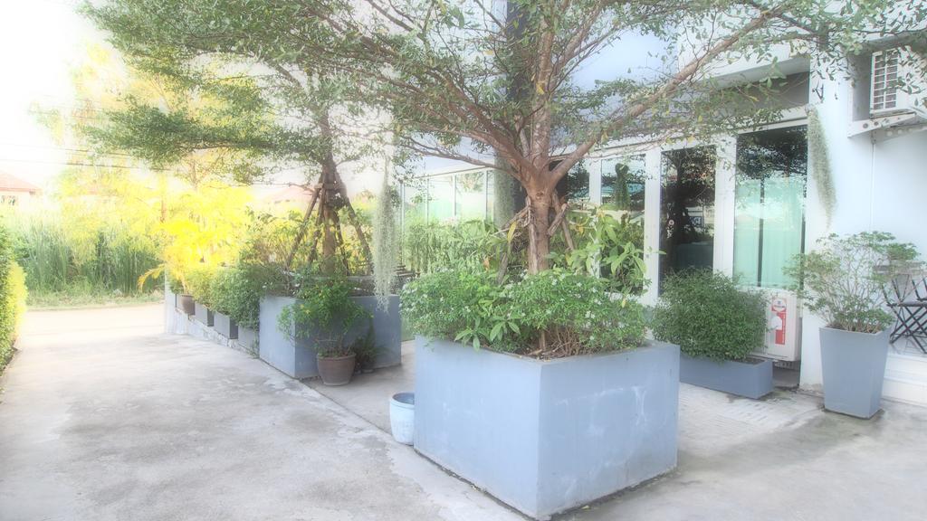 Ibeyond Apartment Romklao Suvarnabhumi Bangkok Exterior foto